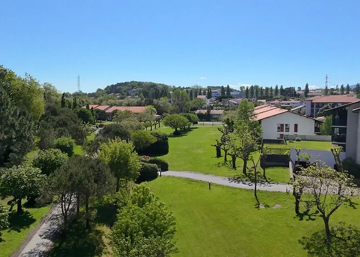 Olatua La Vague Votre Havre Basque A La 圣让－德吕兹