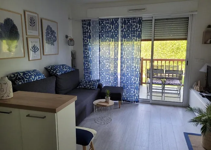 Olatua La Vague Votre Havre Basque A La 圣让－德吕兹