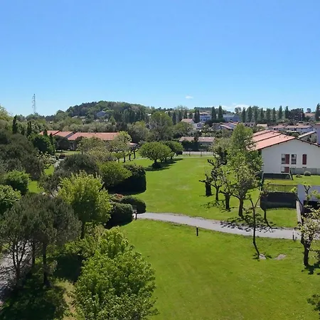 Olatua La Vague Votre Havre Basque A La Saint-Jean-de-Luz